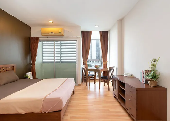 Apartment 181 Ekkamai