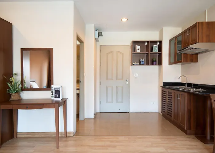 Apartment 181 Ekkamai